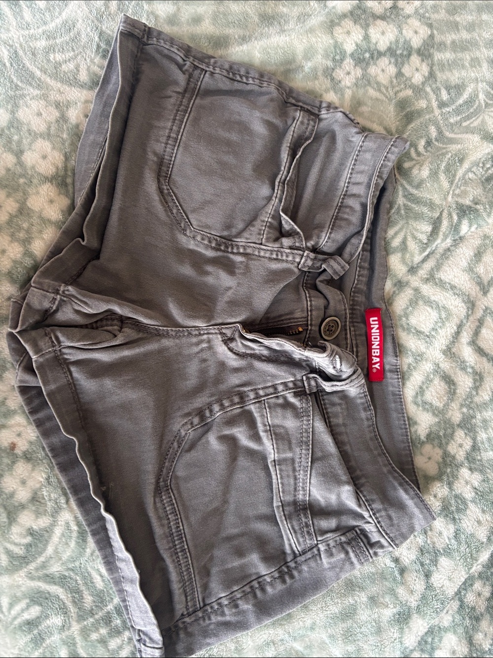 Women Jeans Subcategory Identification
